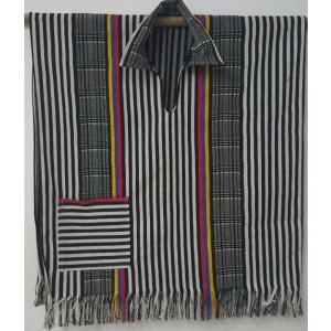 Poncho costeño bolsillo-cuello